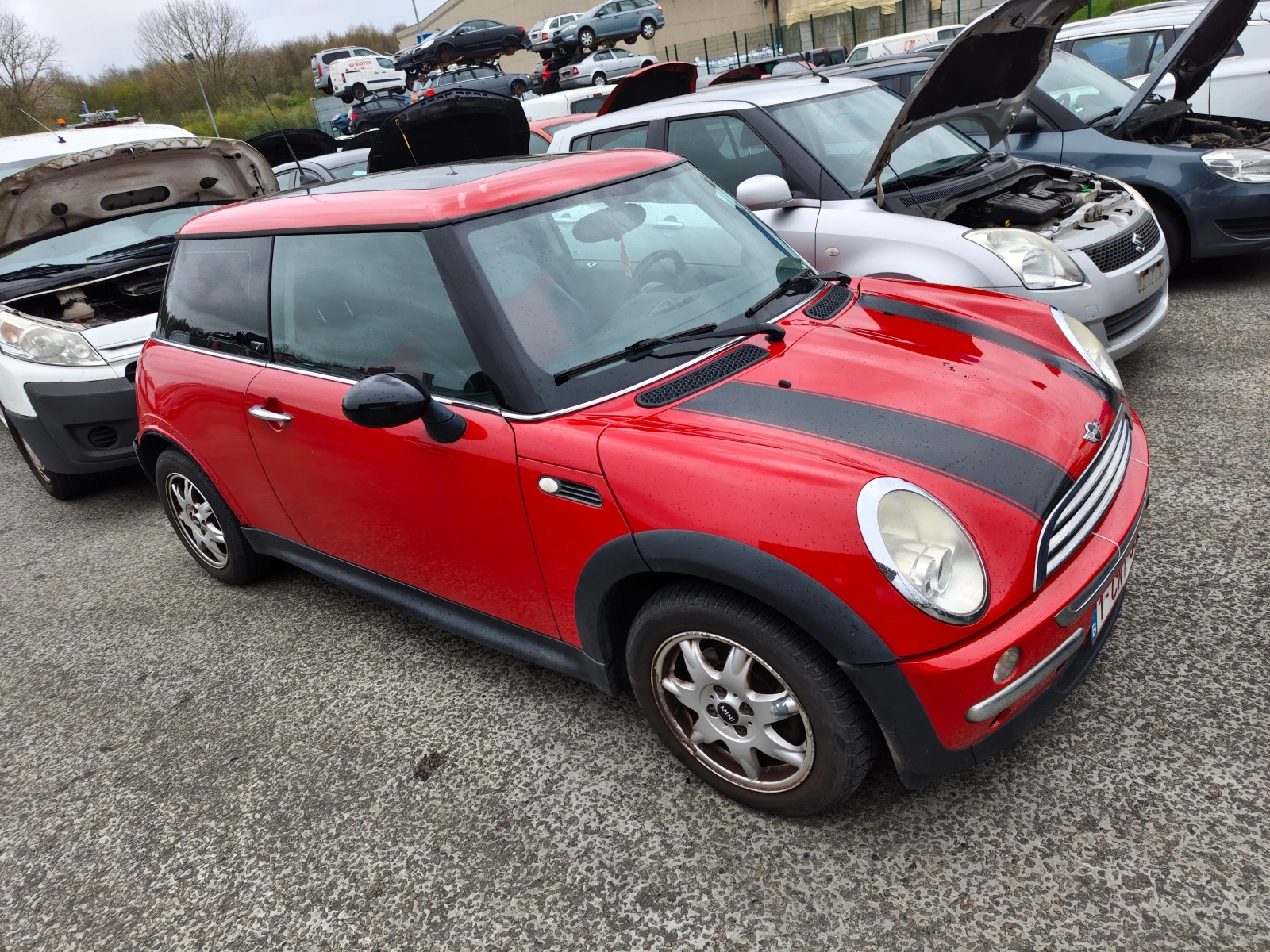 Mini One 1.6i/1.6D4D, снимка 2 - Автомобили и джипове - 48320177