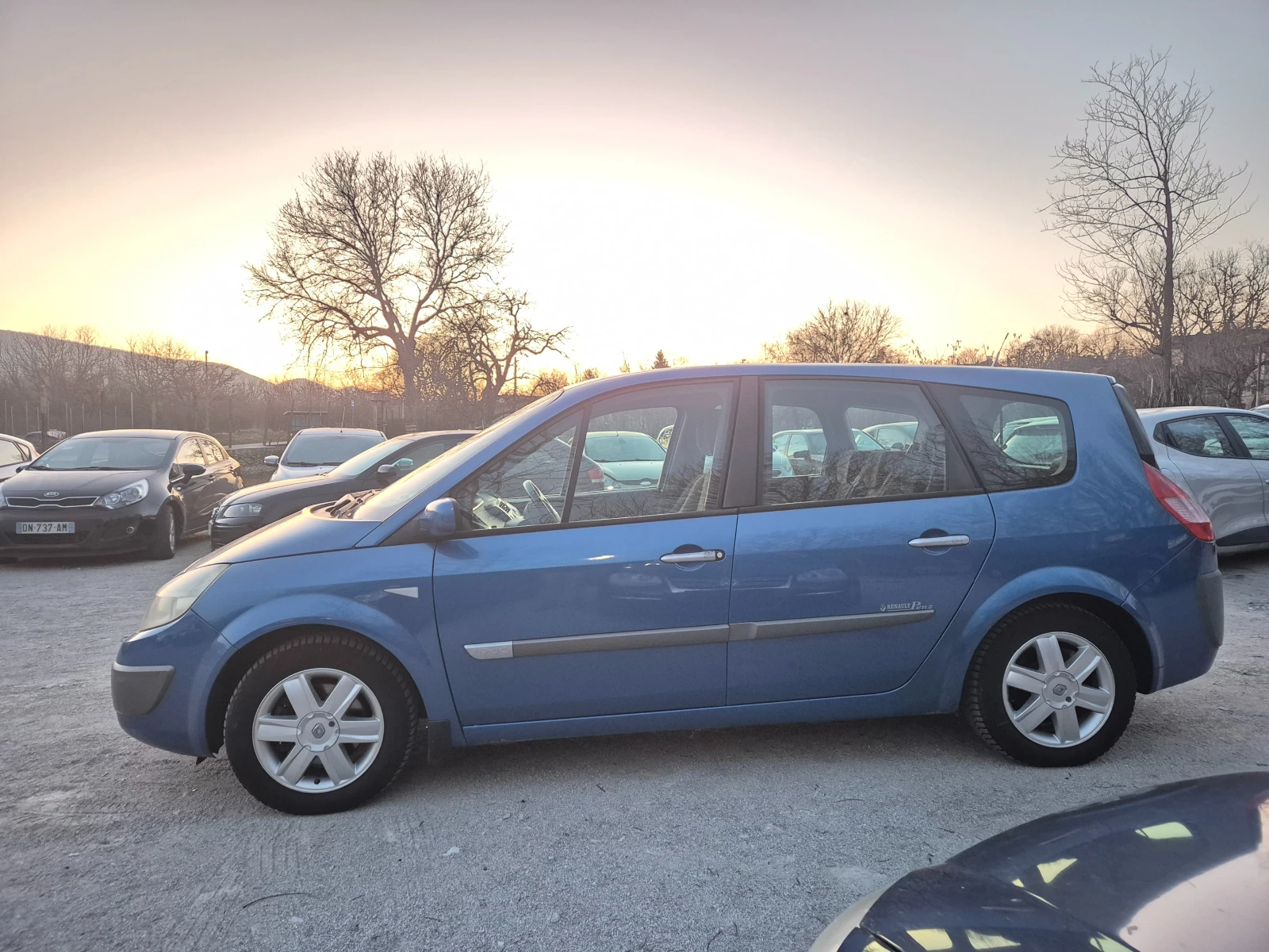Renault Grand scenic 1.9/7мест - изображение 2