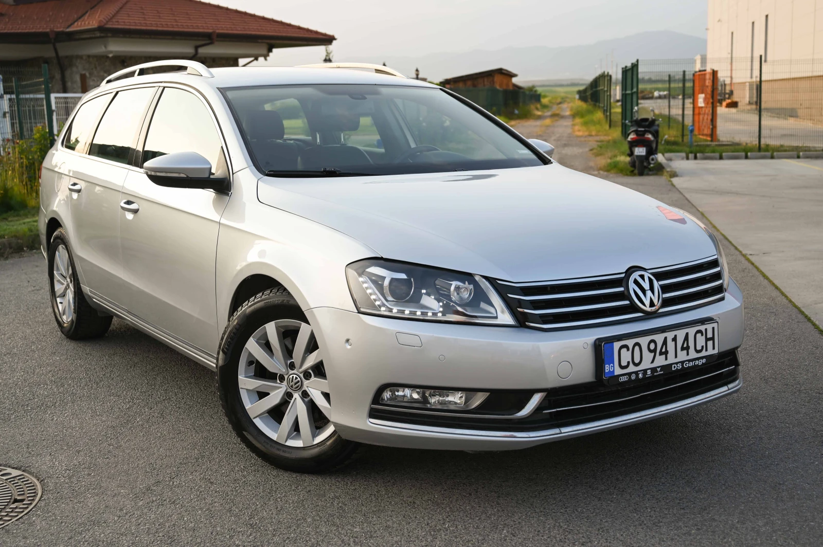 VW Passat 2.0TDI* Highline* Подгрев* НАВИ* Алкантра - изображение 3