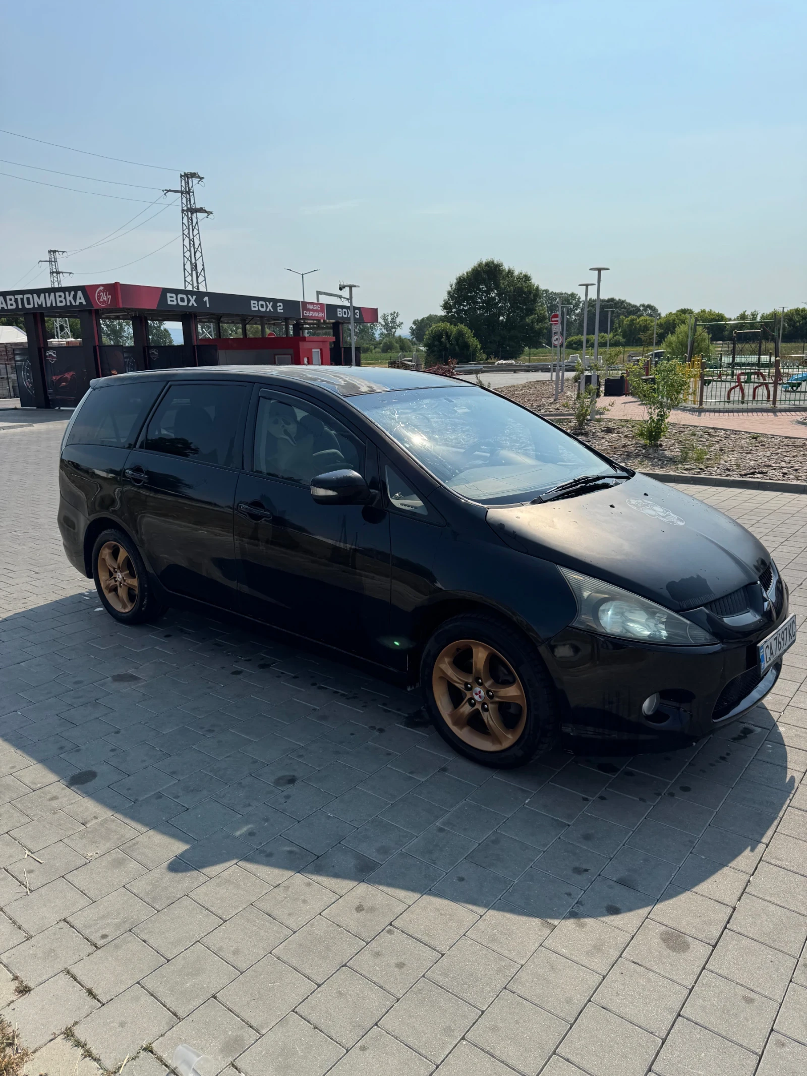 Mitsubishi Grandis  - изображение 3