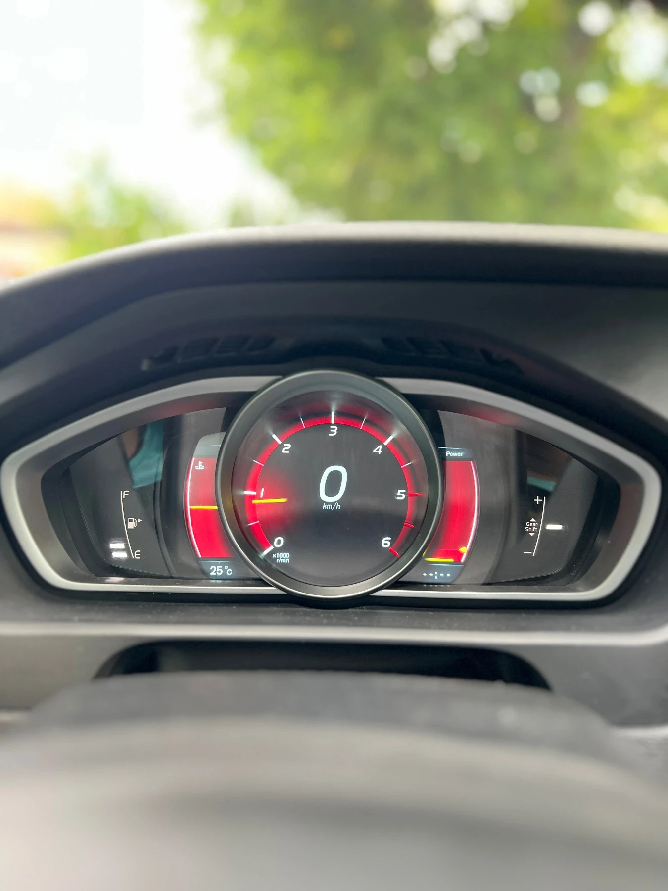 Volvo V40 1.6D2 | Mobile.bg � ����������� 14