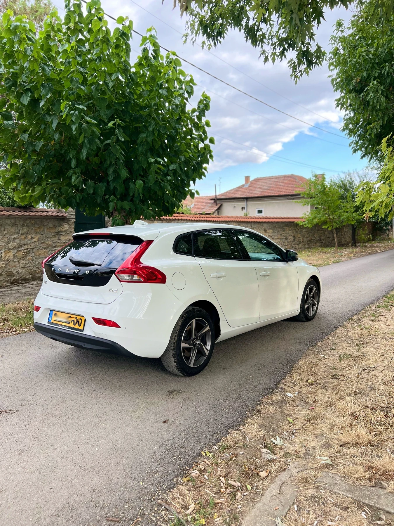 Volvo V40 1.6D2 | Mobile.bg � ����������� 8