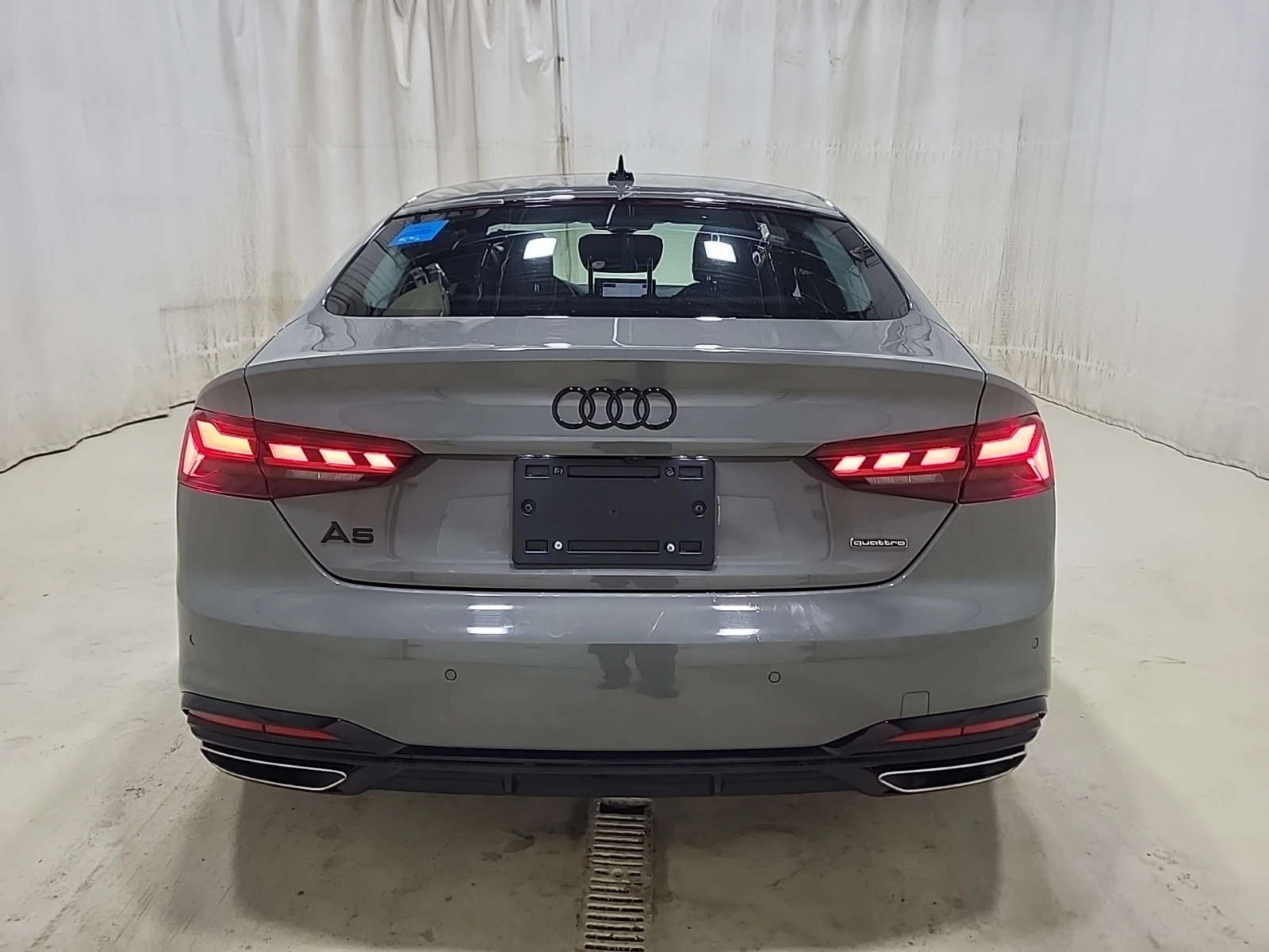 Audi A5 PROGRESSIV* CARFAX * АвтоКредит * Цена до България - изображение 5