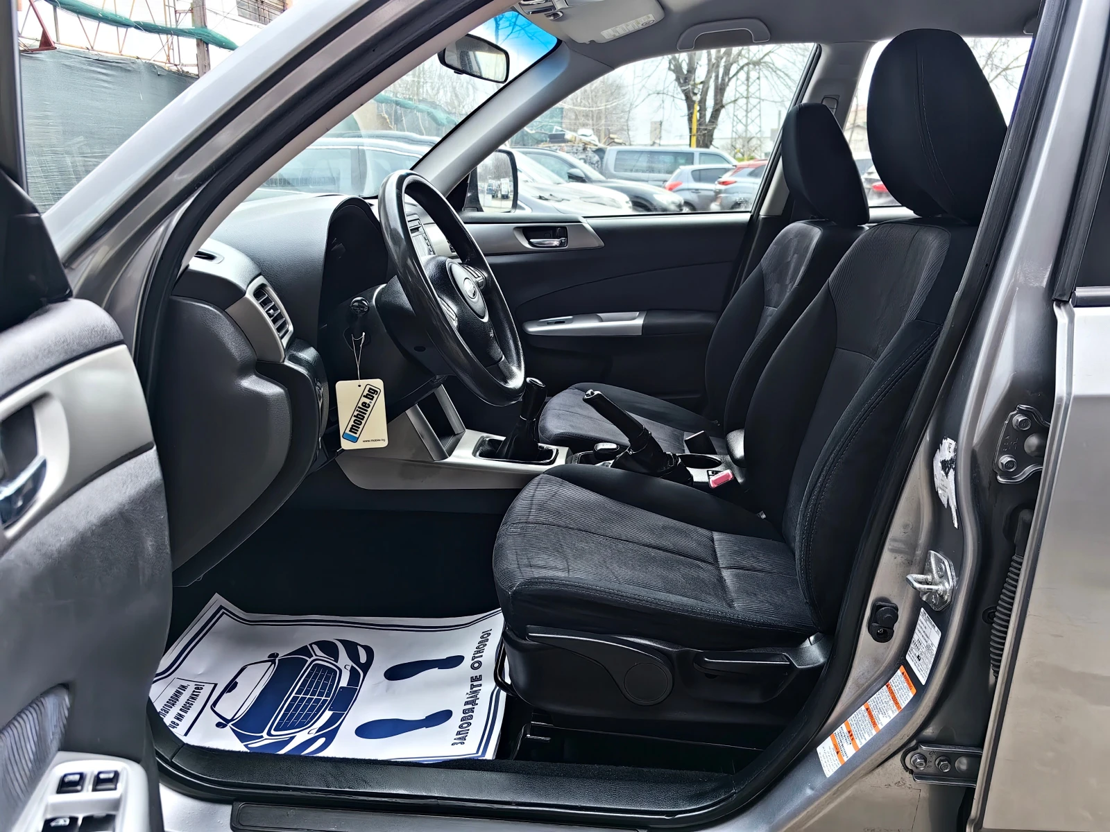 Subaru Forester 2.0!!ШВЕЙЦАРИЯ!4X4!УНИКАТ!!ТОП СЪСТОЯНИЕ, снимка 9 - Автомобили и джипове - 53902012