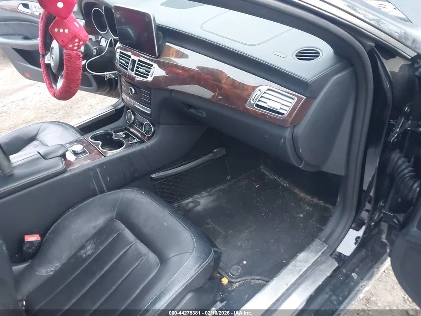 Mercedes-Benz CLS 400 3.0l 4Matic, снимка 5 - Автомобили и джипове - 54047301