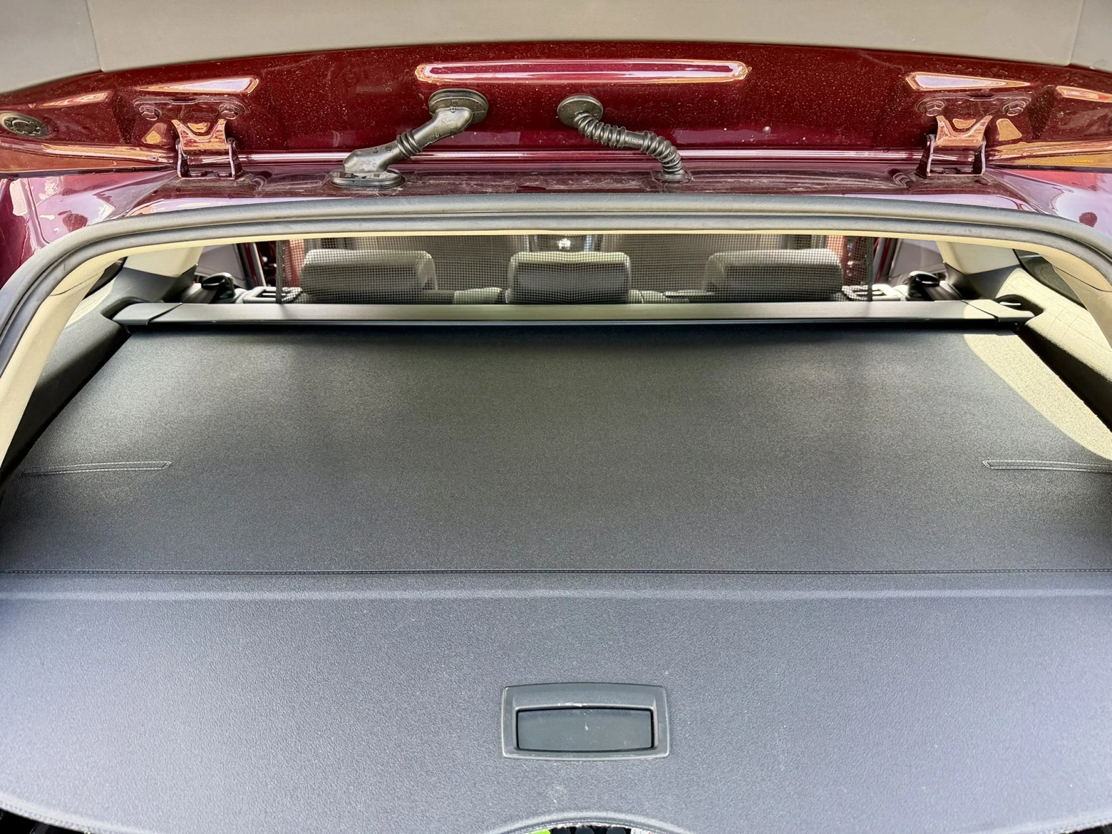 Toyota Avensis 2.0 D-4D, снимка 15 - Автомобили и джипове - 54243434