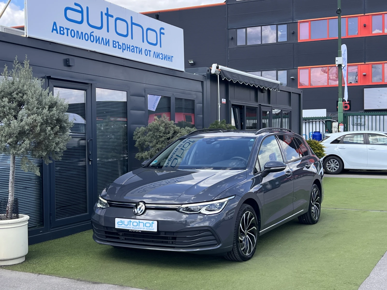 VW Golf LIFE/2.0TDI/150K.C./7AT