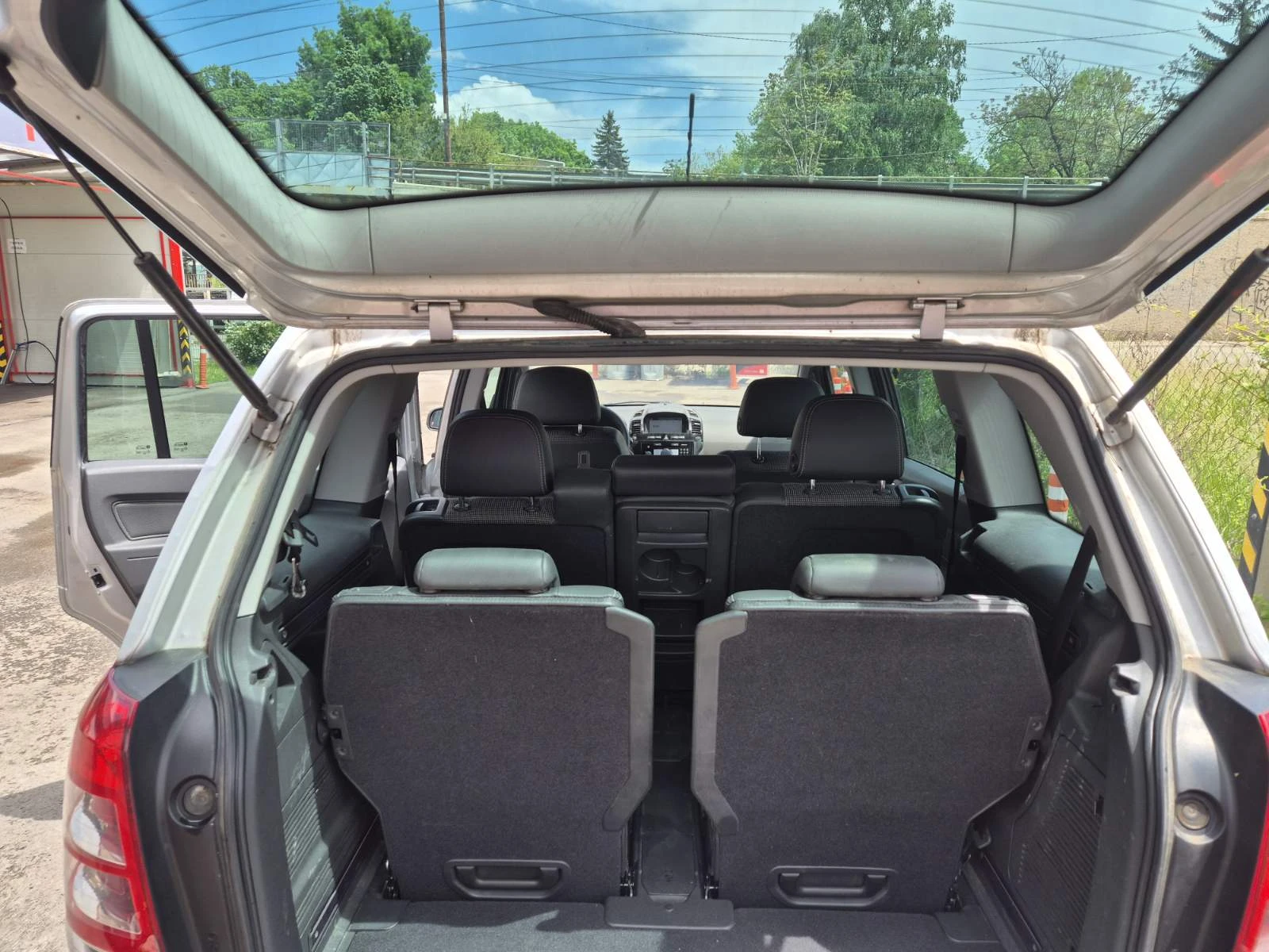 Opel Zafira, снимка 8 - Автомобили и джипове - 54598659