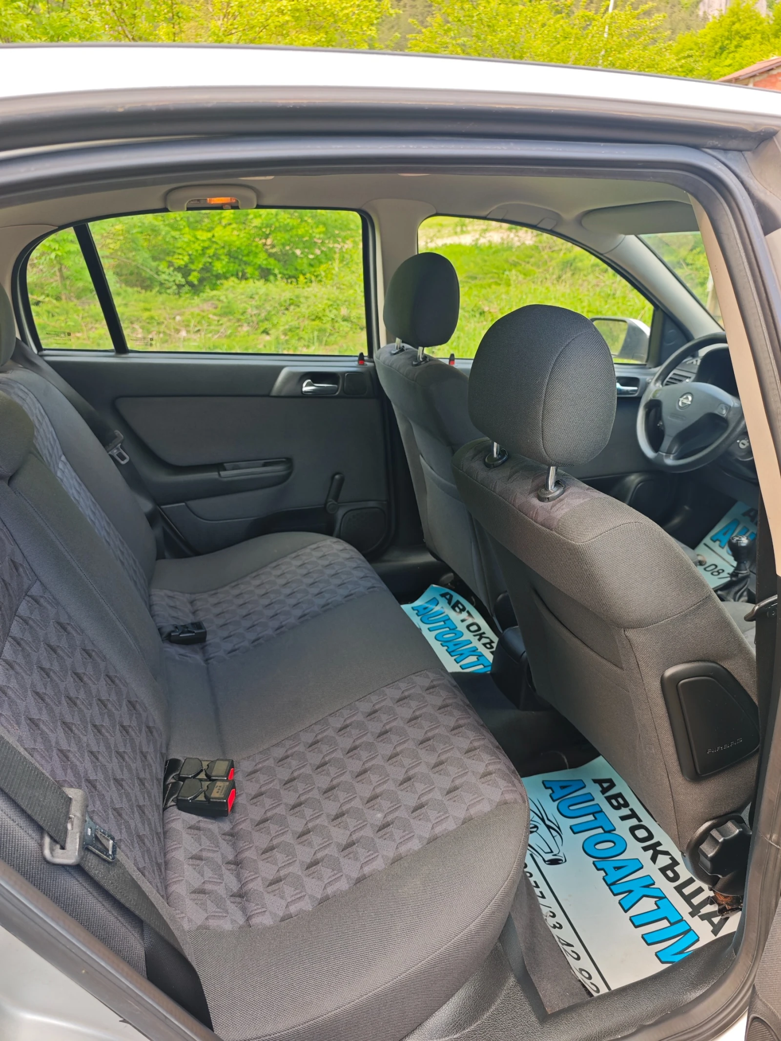 Opel Astra 1.6I НОВ ВНОС, снимка 3 - Автомобили и джипове - 54605195