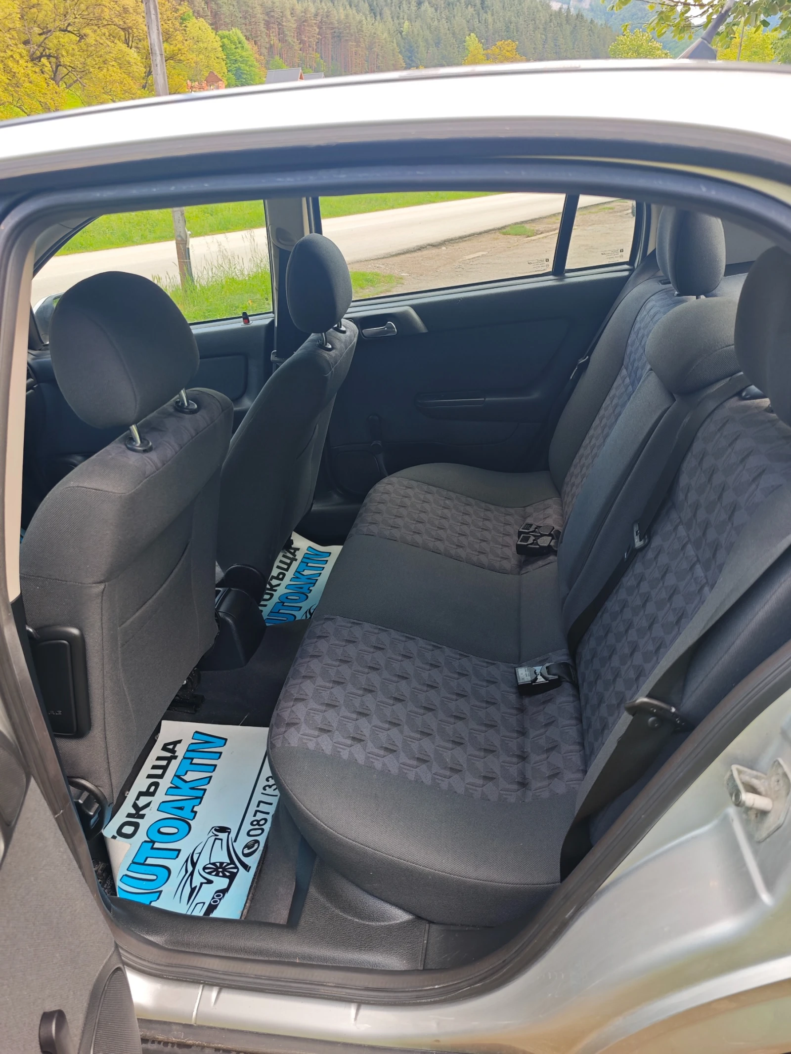 Opel Astra 1.6I НОВ ВНОС, снимка 8 - Автомобили и джипове - 54605195