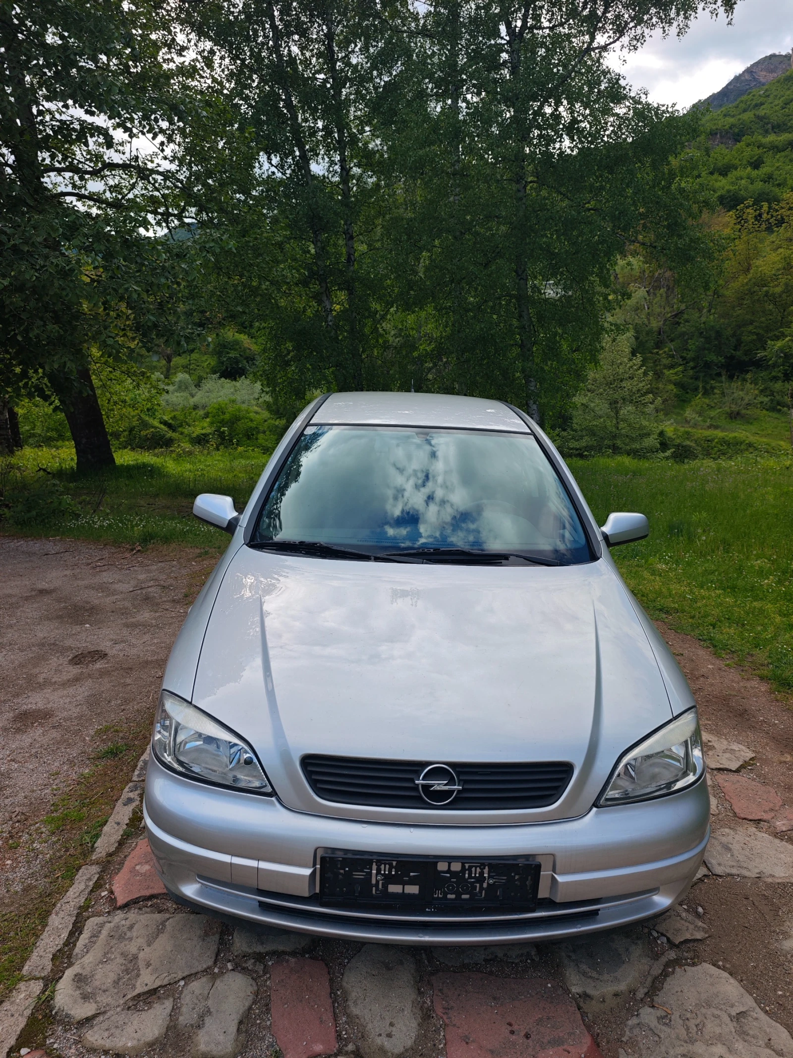 Opel Astra 1.6I НОВ ВНОС, снимка 13 - Автомобили и джипове - 54605195