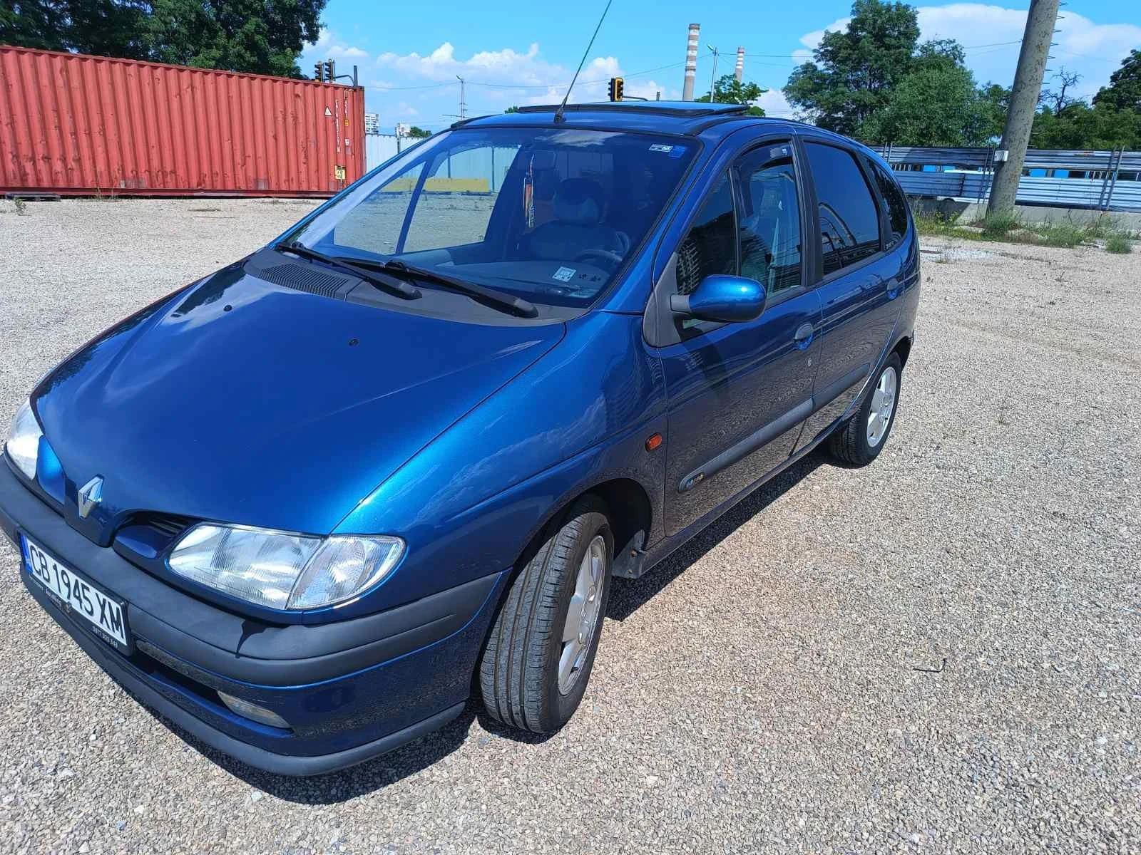 Renault Megane Scenic, снимка 2 - Автомобили и джипове - 54891195