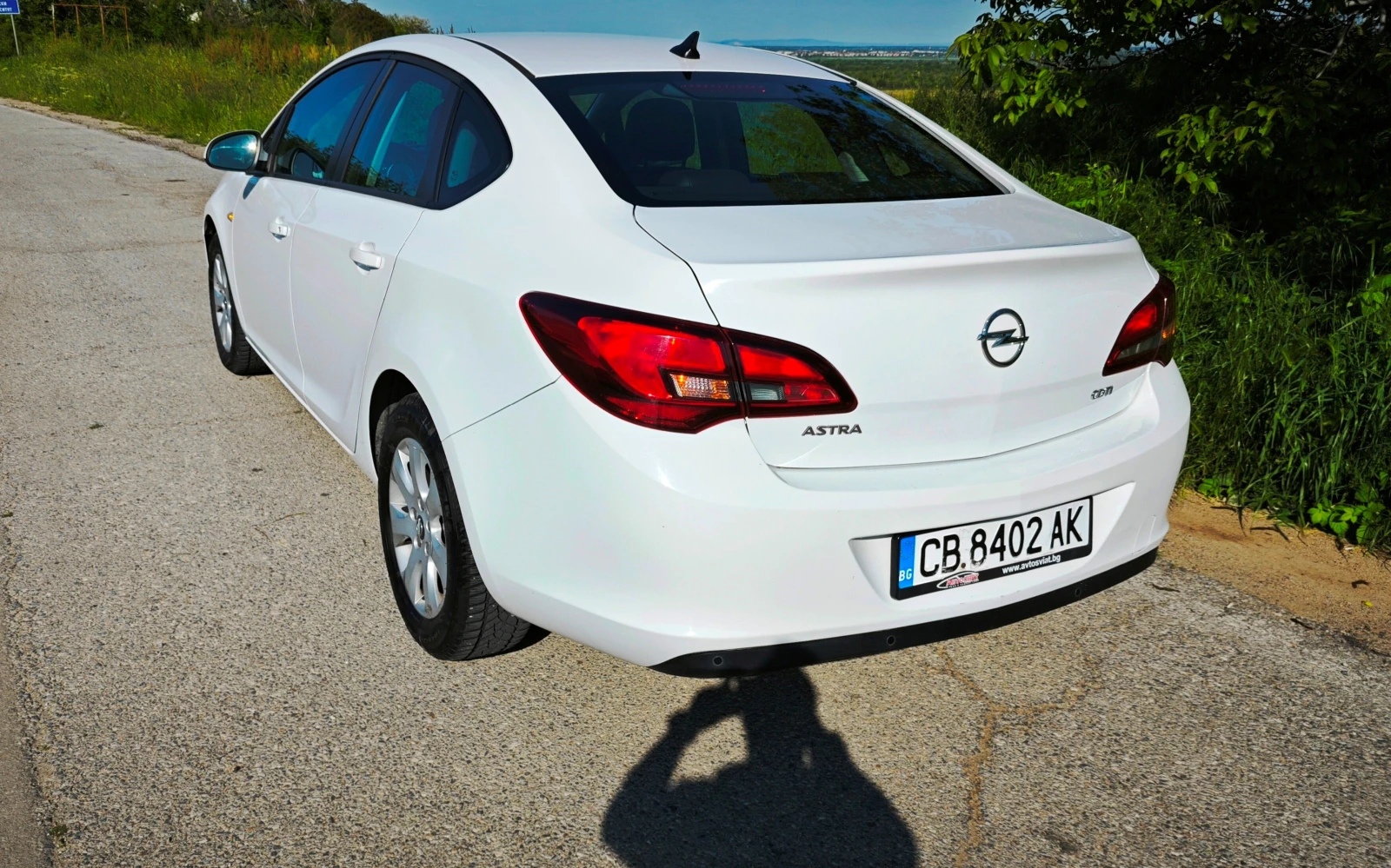 Opel Astra j, снимка 4 - Автомобили и джипове - 55247632