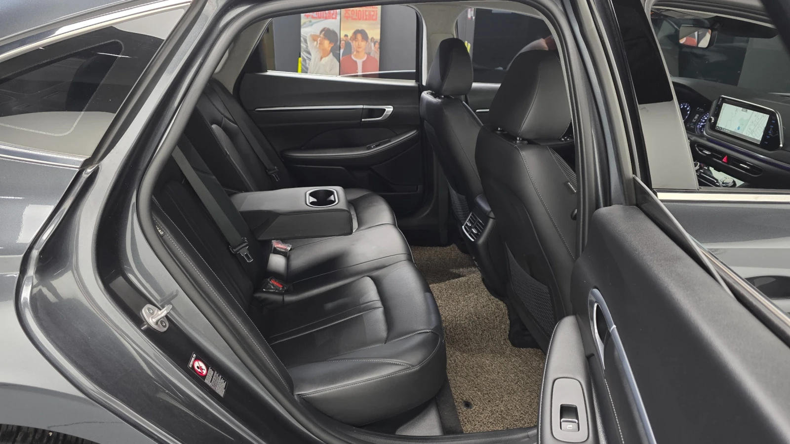 Hyundai Sonata 1.6 Turbo Premium Plus, снимка 11 - Автомобили и джипове - 55656422