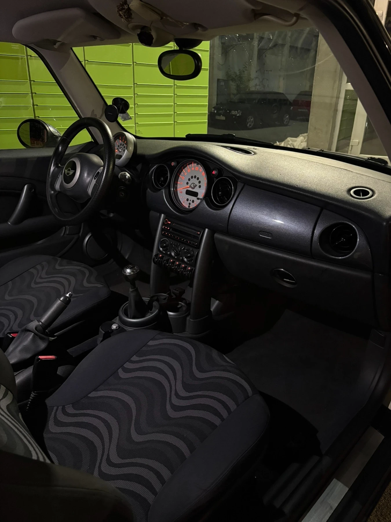 Mini One 1.6, снимка 5 - Автомобили и джипове - 55730192