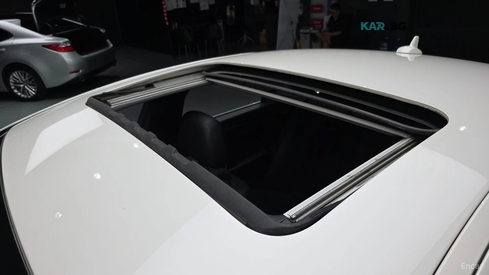 Mercedes-Benz CLS 250 D* 4MATIC* КОЖА* ПОДГРЕВ* ПАНО* НАВИ* LANE ASS, снимка 17 - Автомобили и джипове - 56046228