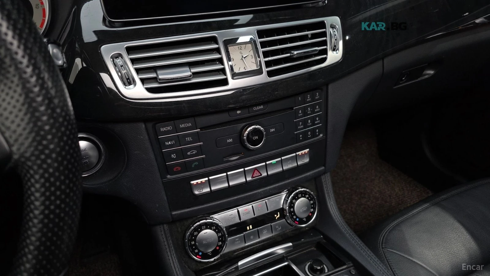 Mercedes-Benz CLS 250 D* 4MATIC* КОЖА* ПОДГРЕВ* ПАНО* НАВИ* LANE ASS, снимка 16 - Автомобили и джипове - 56046228