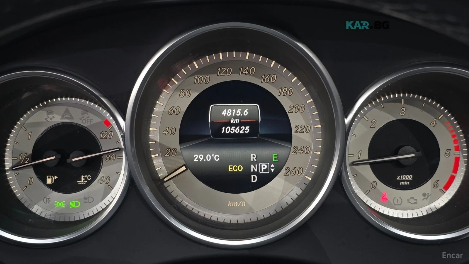 Mercedes-Benz CLS 250 D* 4MATIC* КОЖА* ПОДГРЕВ* ПАНО* НАВИ* LANE ASS, снимка 8 - Автомобили и джипове - 56046228