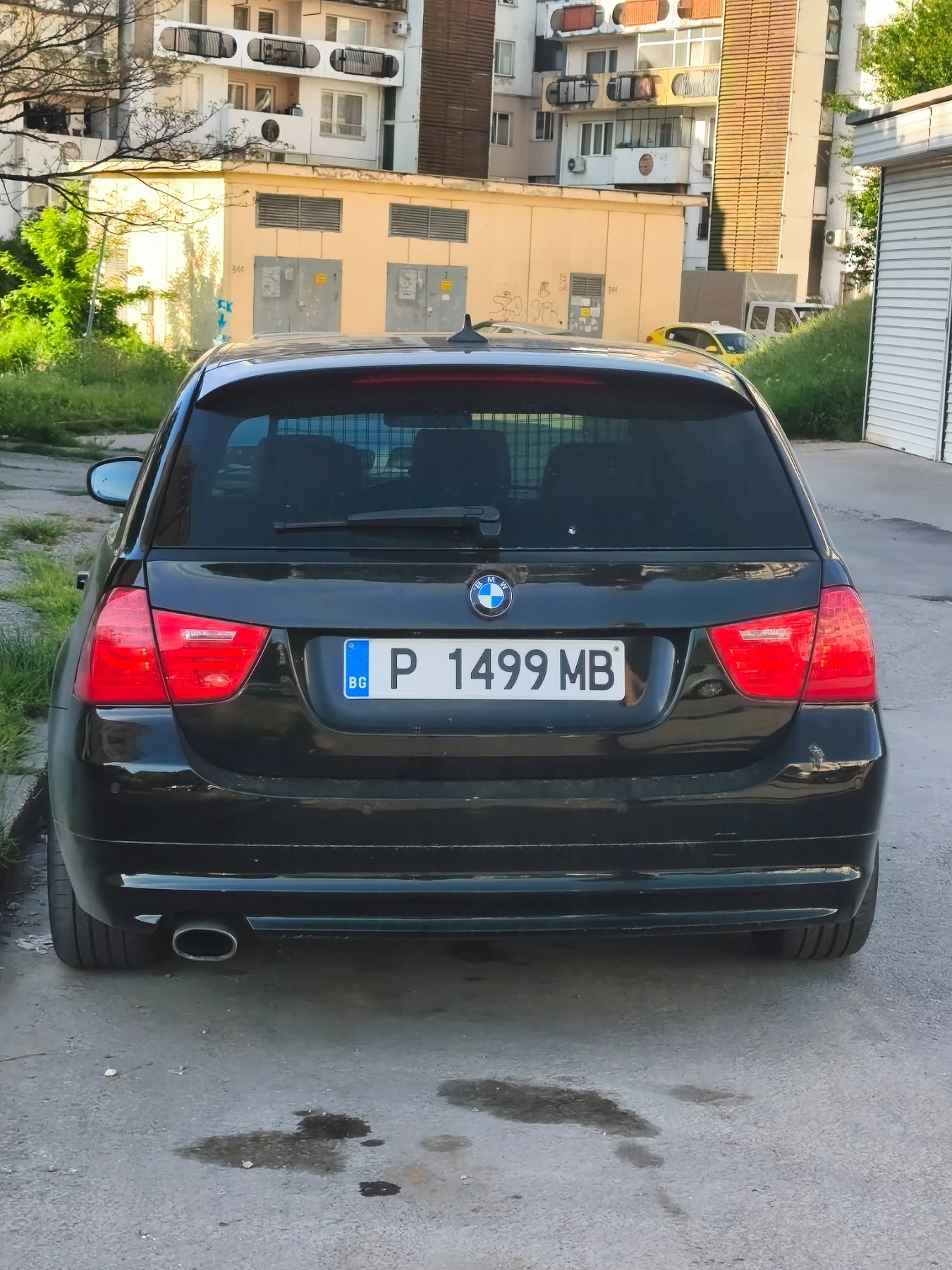 BMW 320 320, снимка 2 - Автомобили и джипове - 56117676