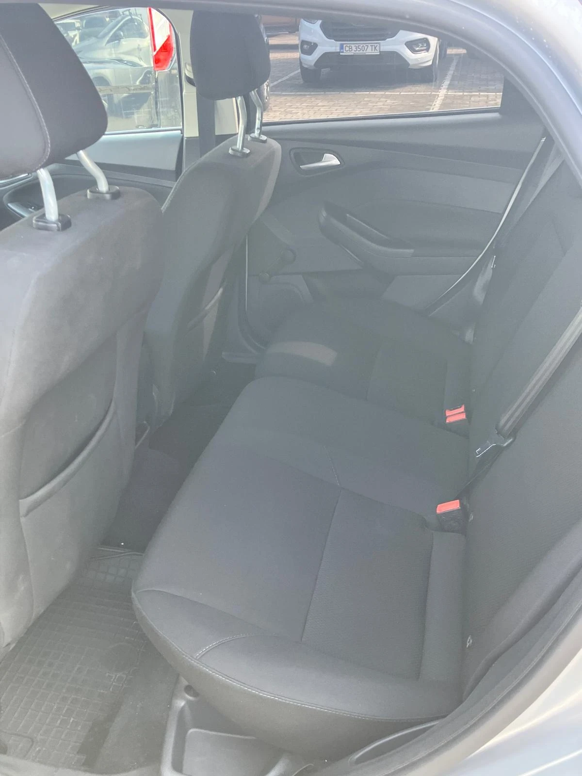 Ford Focus 1.0 Business 2019 MotoPfohe Лизинг, снимка 7 - Автомобили и джипове - 56303242
