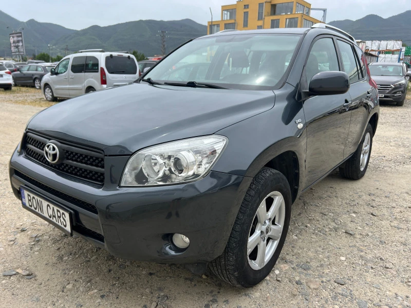 Toyota Rav4 2.2 D-4D 4x4, снимка 1 - Автомобили и джипове - 46189025