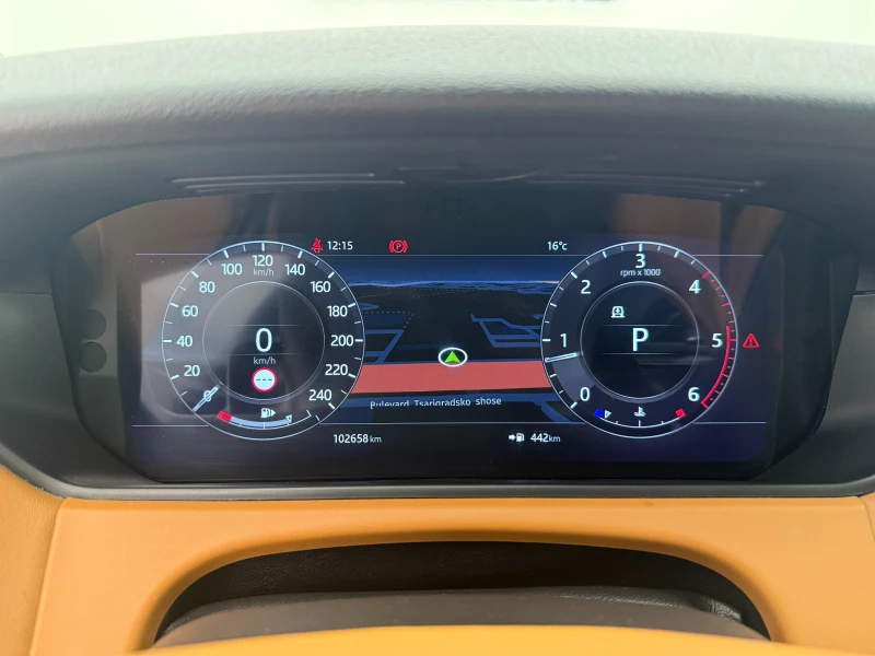 Land Rover Range Rover Velar, снимка 14 - Автомобили и джипове - 51987310