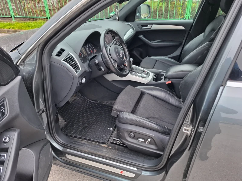 Audi Q5, снимка 9 - Автомобили и джипове - 52885784