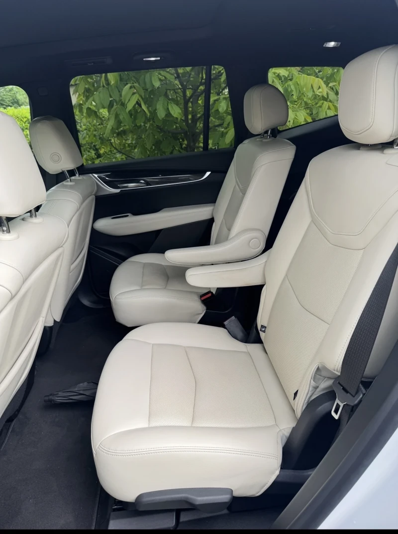 Cadillac XT6 4x4 / Panorama /6 места, снимка 8 - Автомобили и джипове - 53044469