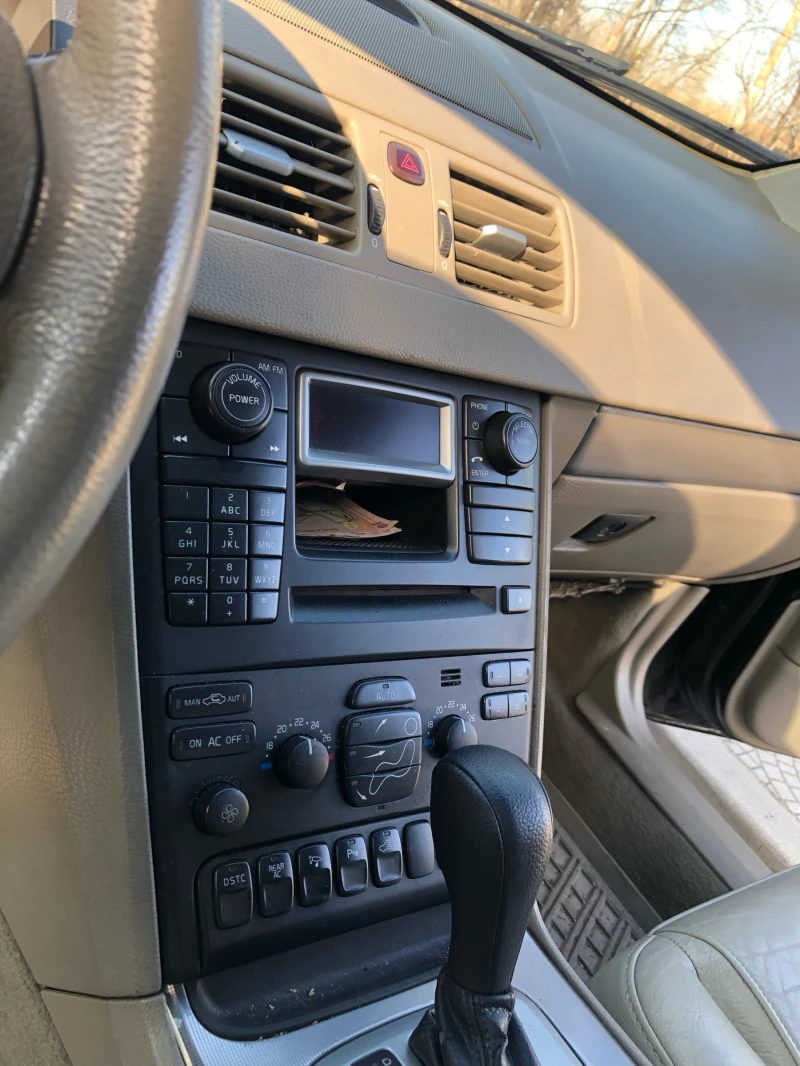 Volvo Xc90 LPG, снимка 8 - Автомобили и джипове - 53370883