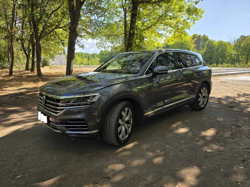VW Touareg 3.0 TDI, снимка 3 - Автомобили и джипове - 53513906