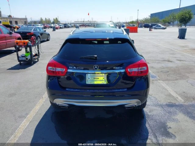 Mercedes-Benz GLA 250 4MATIC * * CARFAX * * АВТО КРЕДИТ * *  - изображение 10