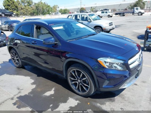 Mercedes-Benz GLA 250 4MATIC * * CARFAX * * АВТО КРЕДИТ * *  - изображение 2