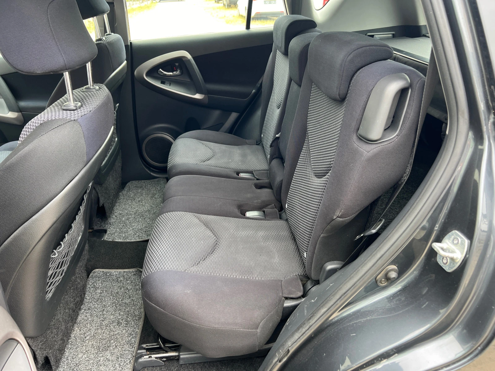 Toyota Rav4 2.2 D-4D 4x4 | Mobile.bg   13