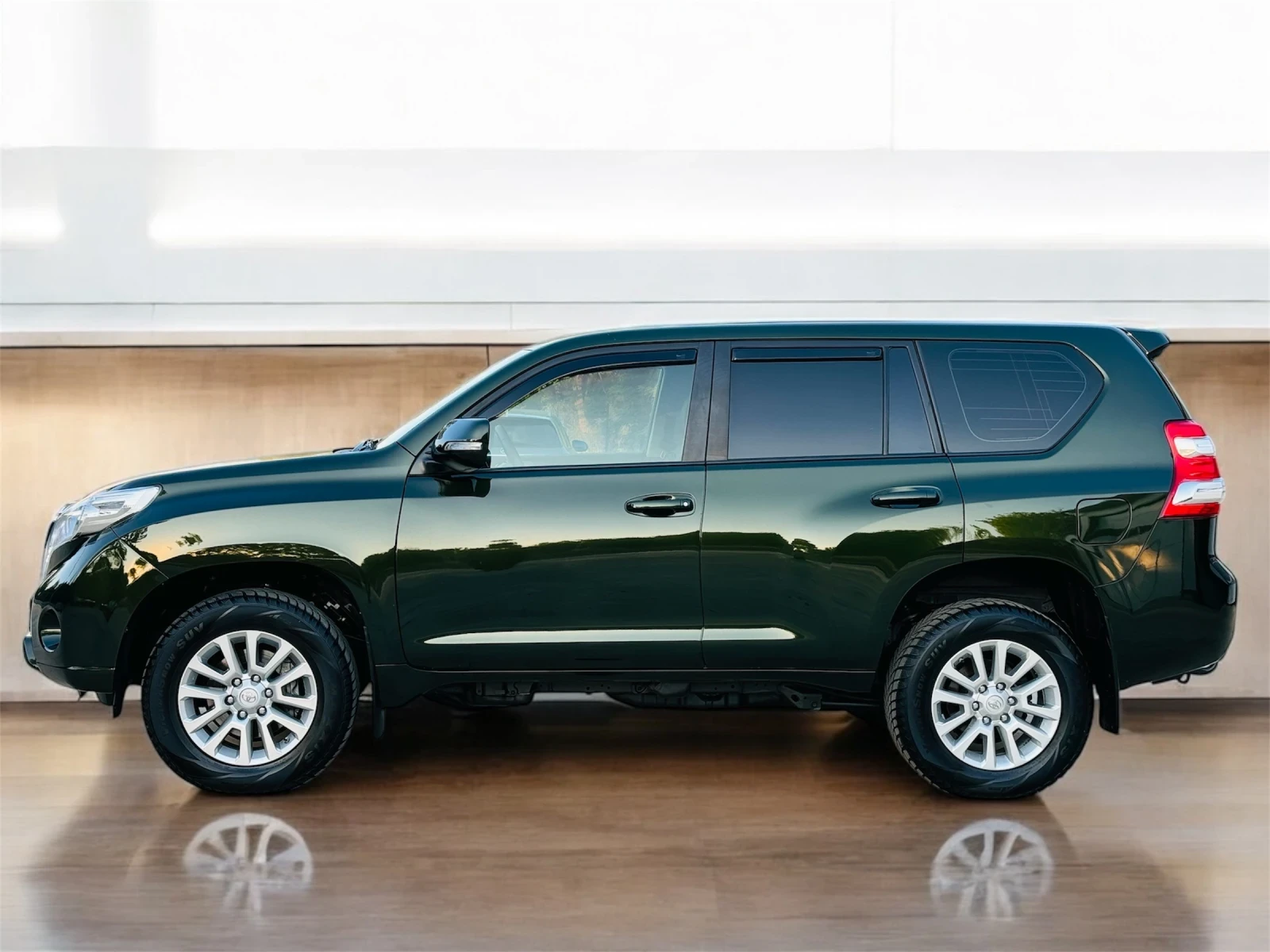 Toyota Land cruiser * J150* SWISS* AUTO* EXECUTIVE*  - изображение 4