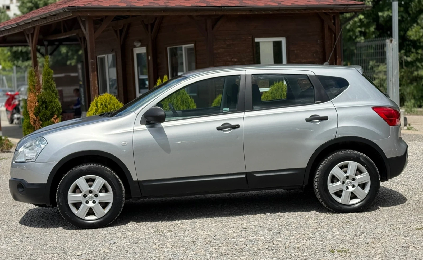 Nissan Qashqai 1.6i 114к.с * Климатик* * Италия*  - изображение 7