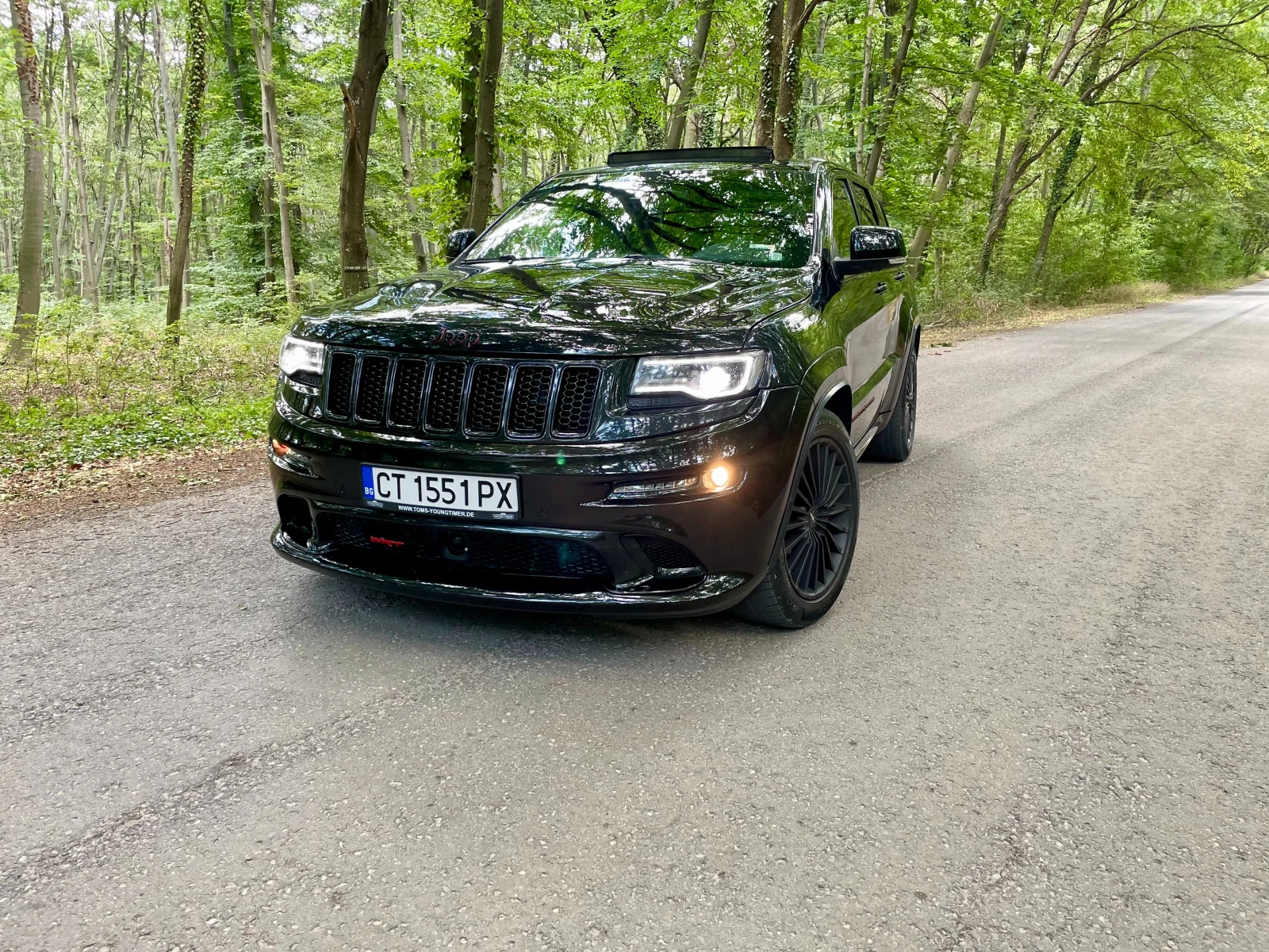 Jeep Grand cherokee SRT - изображение 10