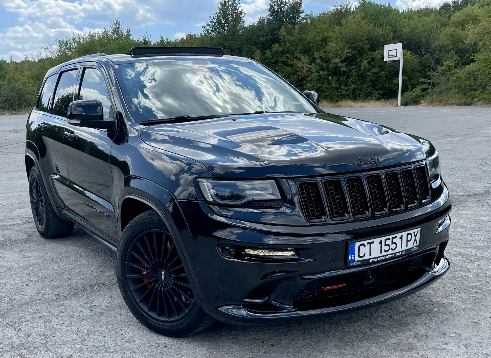 Jeep Grand cherokee SRT - изображение 2