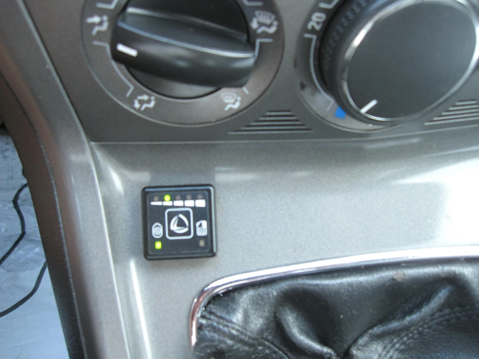 Opel Antara 2, 4, Газ, Кожа, Подгрев - изображение 8