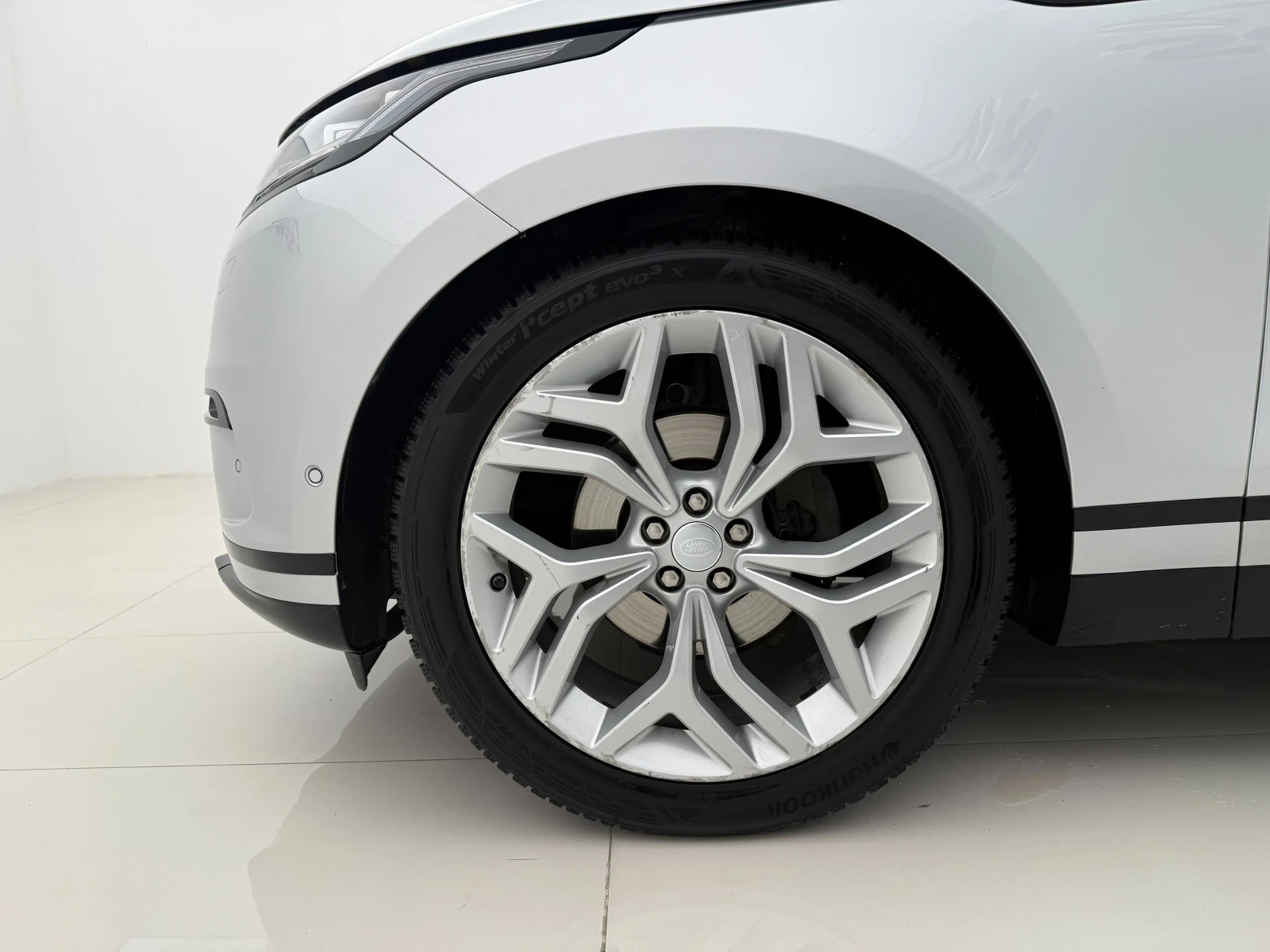 Land Rover Range Rover Velar  - изображение 7