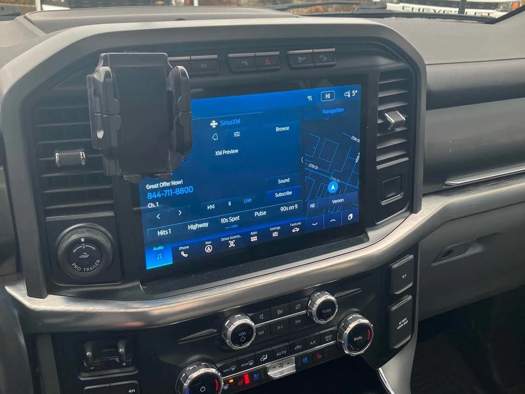 Ford F150 * LARIAT 4WD SuperCrew 6.5' Box * CARFAX * БЕЗ - изображение 9