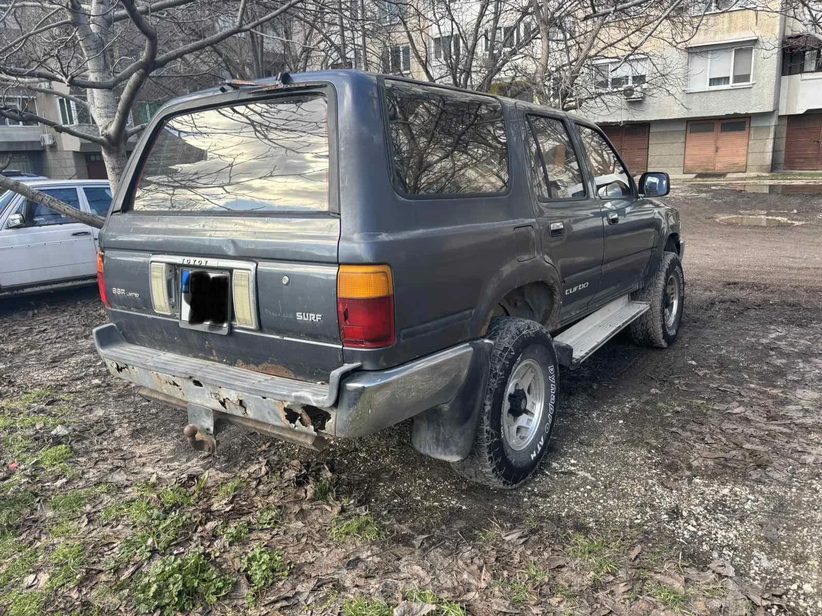 Toyota Hilux Surf, снимка 3 - Автомобили и джипове - 54128782