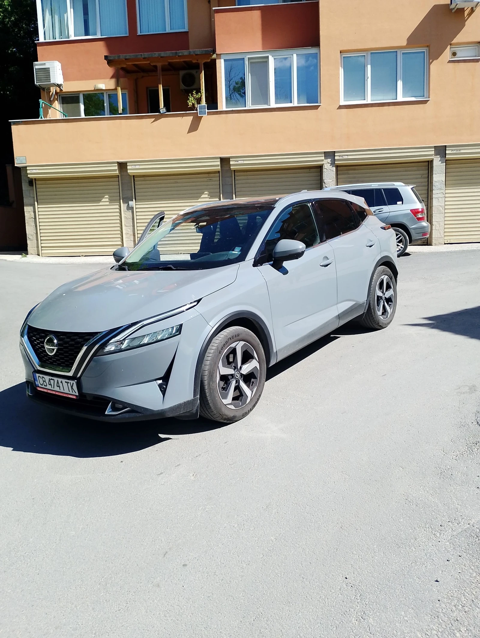 Nissan Qashqai 4x4 camera 360. �������  ���� | Mobile.bg � ����������� 2