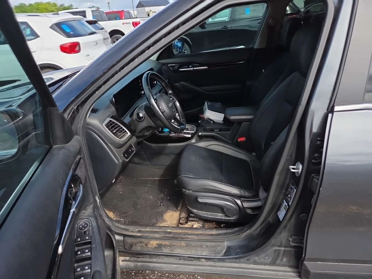 Kia Seltos * EX 4D UTILITY AWD * CARFAX * ЦЕНА ДО БГ, снимка 12 - Автомобили и джипове - 55203588