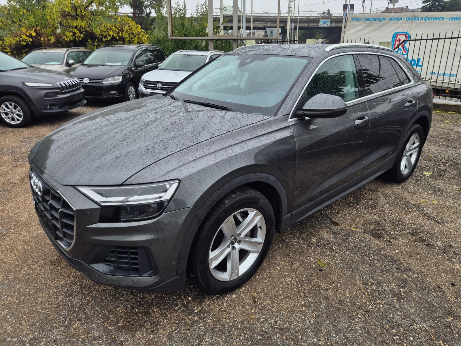 Audi Q8 50TDI* SOFT* KEYLESS* ОБДУХВАНЕ* ПАНО* 360* LED