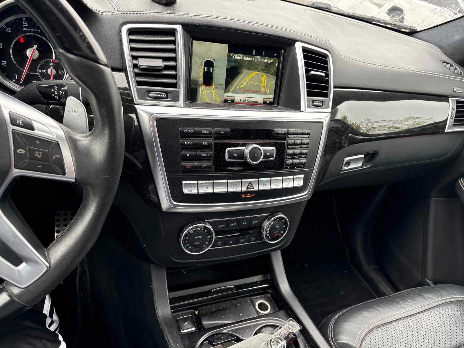 Mercedes-Benz ML 63 AMG / ОТ ПРЕДСТАВИТЕЛСТВО / ОПЦИЯ ЗА ФИНАНСИРАНЕ, снимка 9 - Автомобили и джипове - 56122190