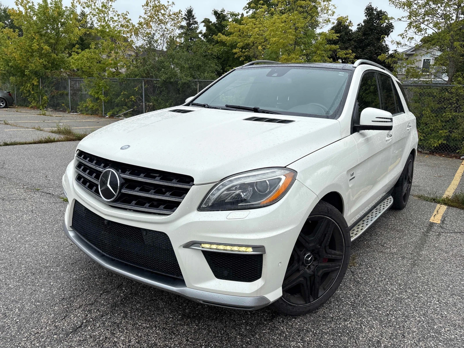Mercedes-Benz ML 63 AMG / ОТ ПРЕДСТАВИТЕЛСТВО / ОПЦИЯ ЗА ФИНАНСИРАНЕ