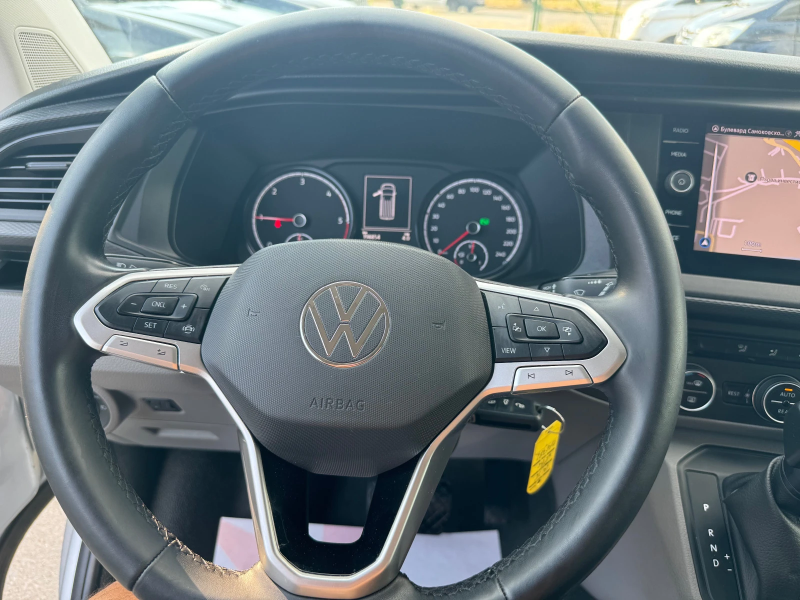 VW Caravelle  T6 Caravelle 2.0 TDI Comfortline lang F | Mobile.bg   13