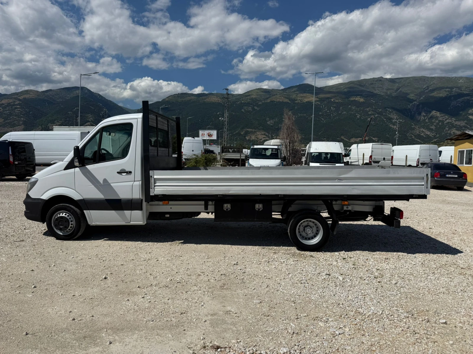 Mercedes-Benz Sprinter 413 CDi ЕД.КАБ. ДВ.Г. N1/3.5T 4.90М Клима ОТЛИЧЕН, снимка 7 - Бусове и автобуси - 55236890