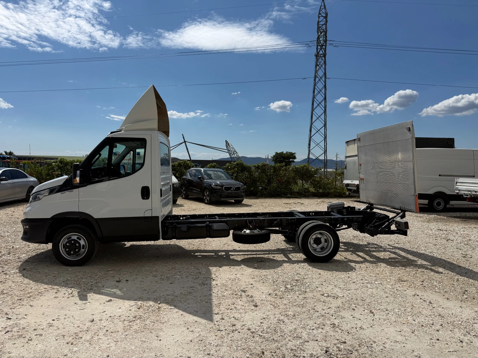 Iveco Daily 35C16 ПАДАЩ БОРД, снимка 8 - Бусове и автобуси - 56310511