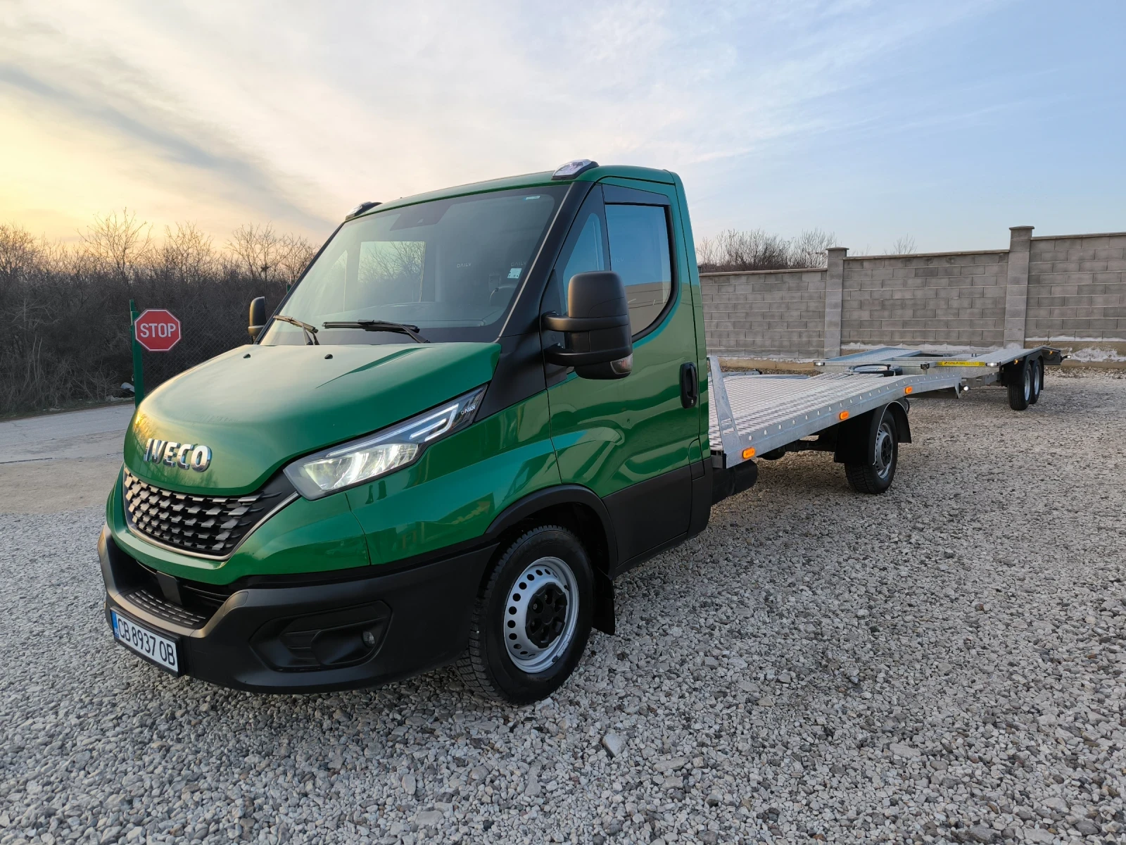 Iveco Daily 3.0 TDi  - 180к.с  - ПЪТНА ПОМОЩ -ЛУКС ШВЕЙЦАРИЯ